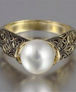 Elegant Natural Pearl Ring