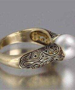 Elegant Natural Pearl Ring