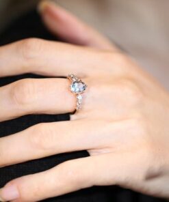 Oval Montana Sapphire Ring