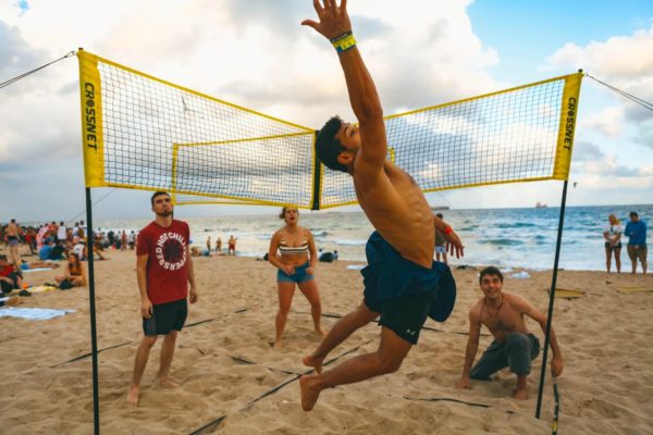 (🔥Heißer Sommerschlussverkauf – 50 % RABATT) Cross-Volleyballnetz, innerhalb weniger Minuten im Sand, im Gras oder im Innenbereich aufgebaut