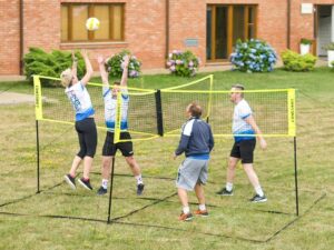 (🔥Summer Hot Sale - 50% OFF) Cross Volleyball Net, Set Up Within Minutes In Sand, Grass, Or Indoors