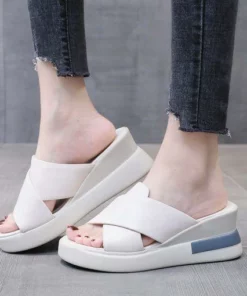 WOMEN‘S SUMMER COMFORTABLE LEATHER SANDALS