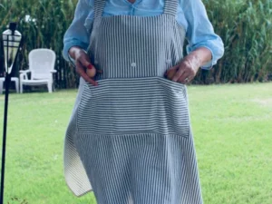 Gathering Pinafore Apron With Large 3 Section Front Pocket Converts To An Egg Apron / Gardening Apron