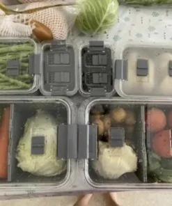 FRESHFOOD™ MULTI-FUNCTIONAL FOOD STORAGE CONTAINER