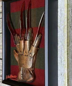 👻弗雷迪·克魯格榆樹街的噩夢手套和毛衣展示👻