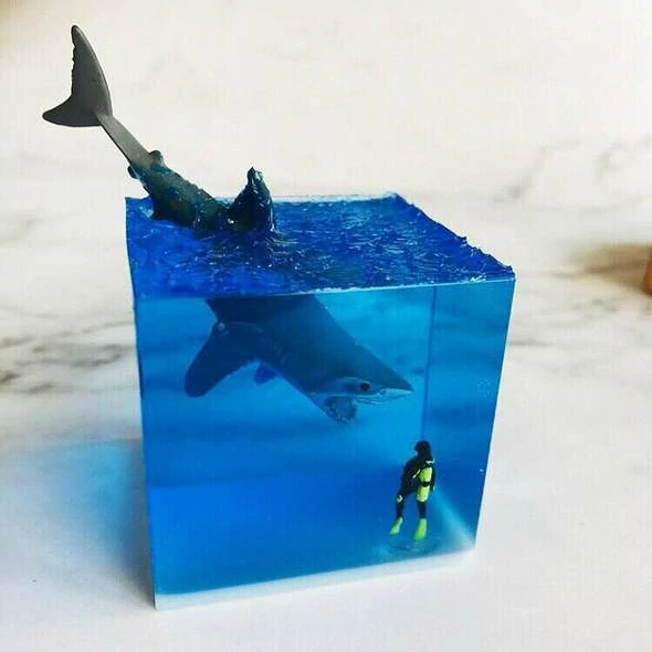 Пешниҳоди рӯзи охир 50% OFF - Чароғаки LED ороиши 3D Shark Diver