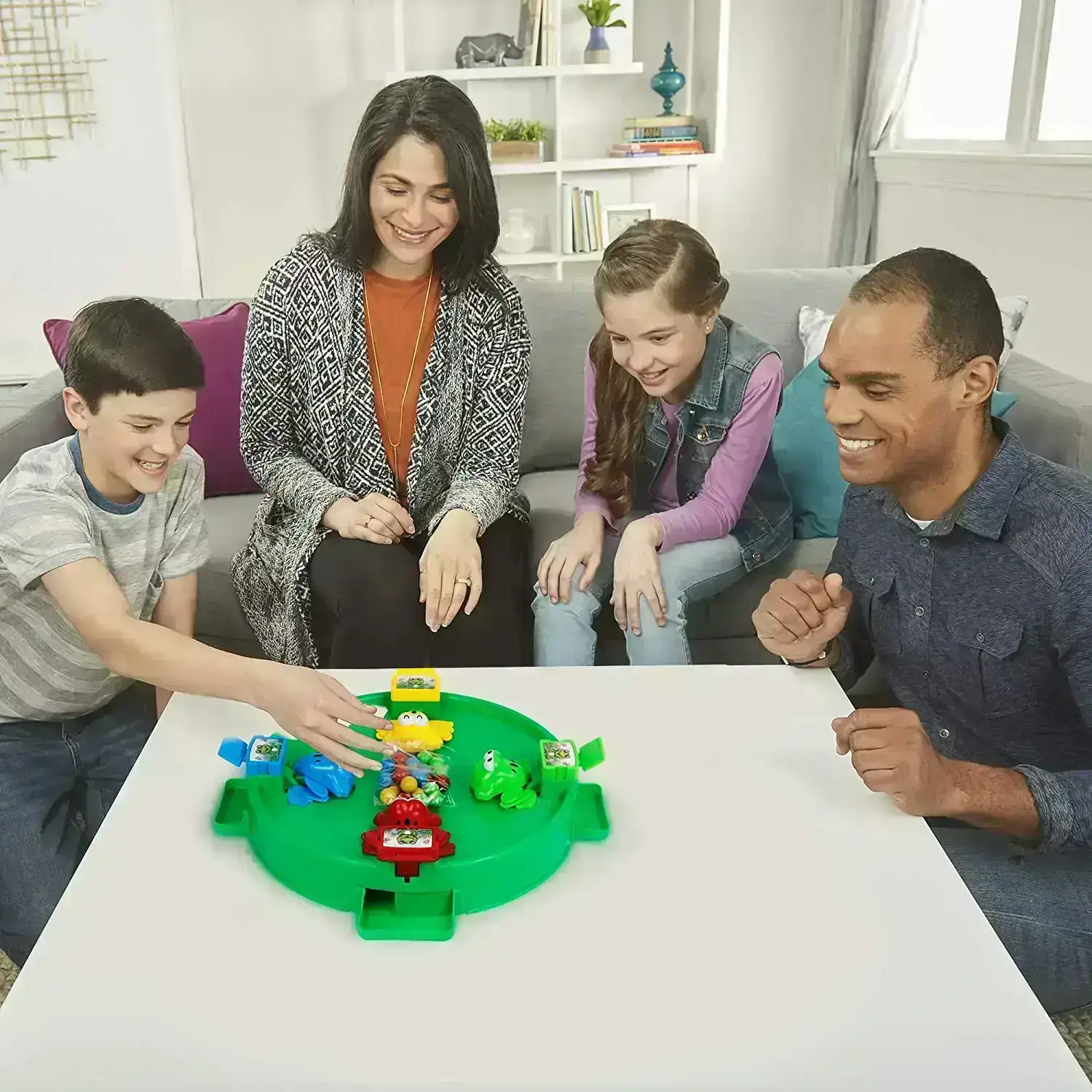 (SUMMER HOT SALE-50% OFF) A classic-Hungry Frogs Family&Friends Game