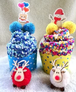 (🎅 ire ere ekeresimesi mbụ - 50% Gbanyụọ) sọks 'Cupcakes' oyi fuzzy