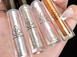 Pearl Iridescent Liquid Shadow