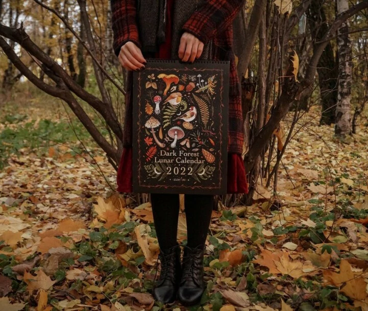 Dark Forest Lunar Calendar 2022