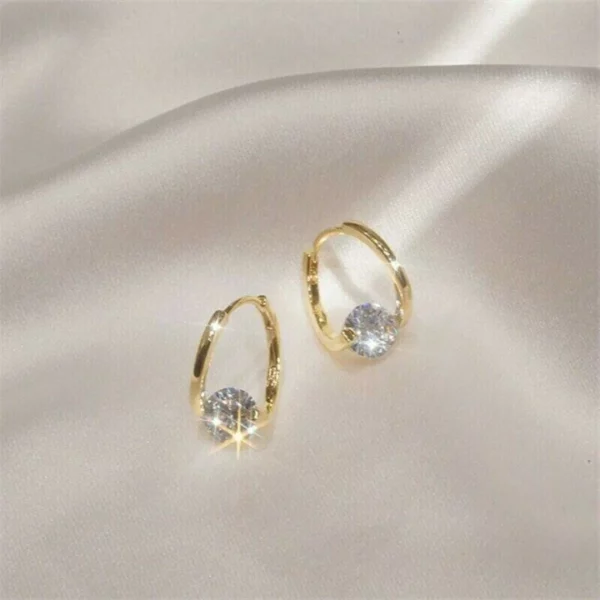 ROJA DAWÎ 70% OFF - Earrings Diamond Round Stud