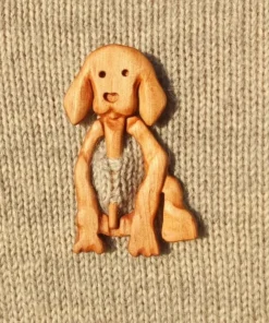 Brooch Pin With Wooden Animal Pattern (Sweater Clip)