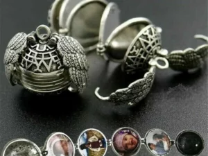 Buy 1 Get 1 Free Now! Expanding Photo Locket