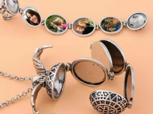 Buy 1 Get 1 Free Now! Expanding Photo Locket