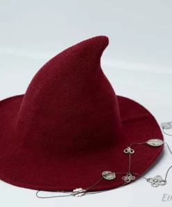 The Modern Witches Hat - Vorútgáfa