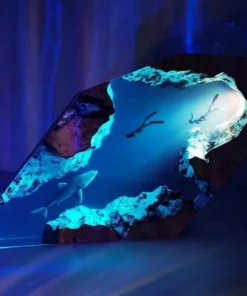 [Presale] Diver Shark Night Light