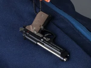 【Favorite Gifts for Men and Boys】Miniature key chain Beretta Toy Pistol