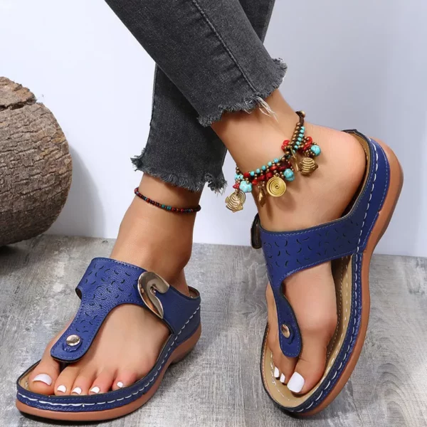 2022 Summer New Fraen Metal Dekor Feature Muster Wedge Flip-Flops