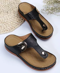 2022 verão nova decoração de metal feminino recurso padrão cunha flip-flops