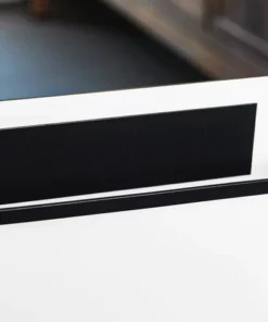 MOUNTED PAPER TOWEL HOLDER