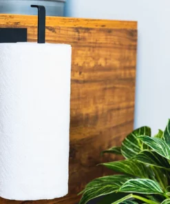 MOUNTED PAPER TOWEL HOLDER