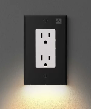 （50% 折扣）带夜灯的插座墙板 - 无电池或电线