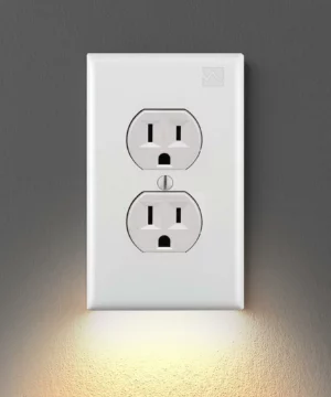（50% 折扣）带夜灯的插座墙板 - 无电池或电线