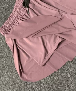 Keiki Kona – 2 合 1 Flowy 健身短裤