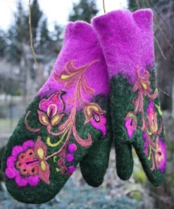 Cashmere Embroidery Flowers Mittens