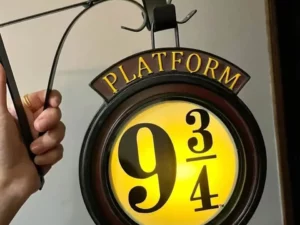 Harry Potter Hanging 9 3/4 Night Light