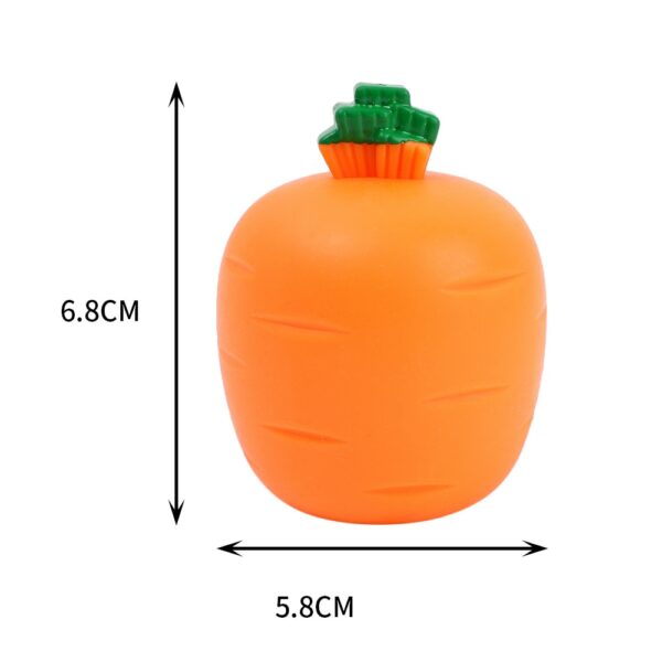 Păpușă morcov de jucărie stoarce