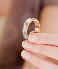 Véronique Titan-Ion RutileSpin Ring