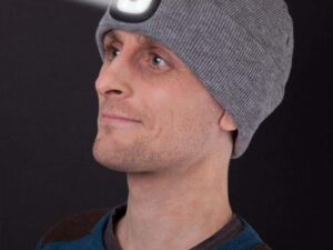 LED KNITTED BEANIE HAT