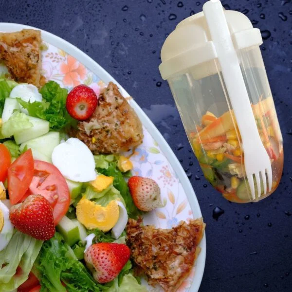 Bottle Salad Container - Image 3