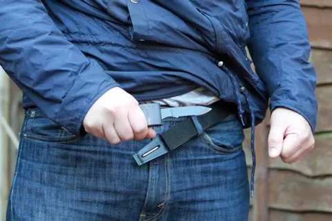 Ceoerty™ StealthShield Survival Messer Gürtel