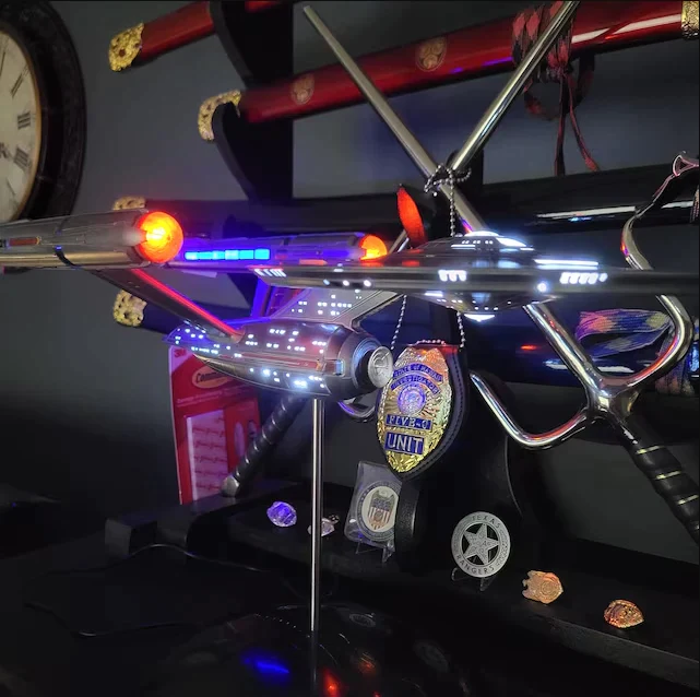 Star Trek U.S.S. Enterprise Prop Replica Model - 1:1000 Scale Set