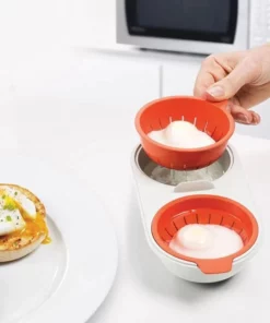 Portable egg cooker for microwave